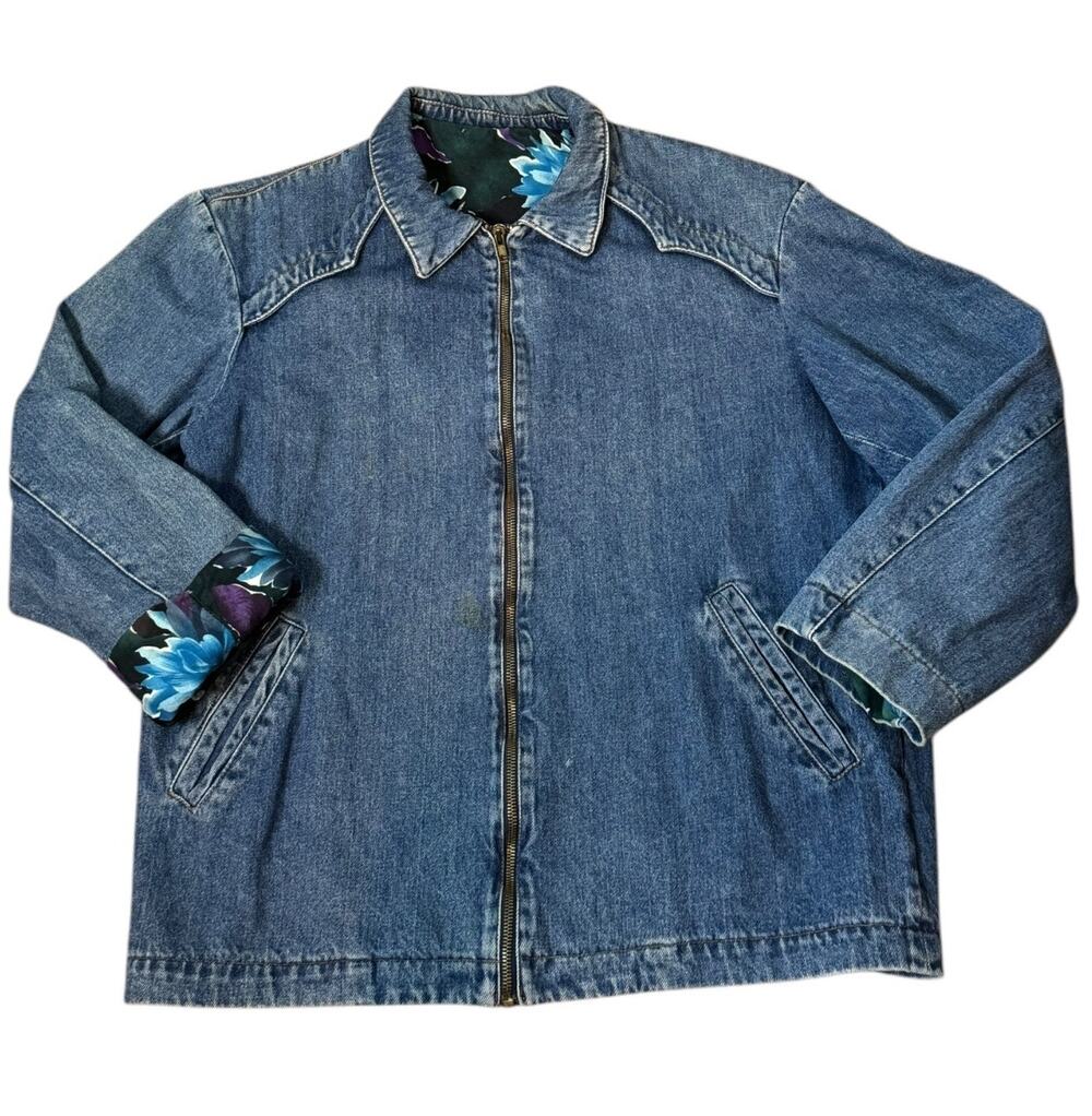 Vintage Denim Blue Jacket with Blue Purple floral lining zip closing size medium